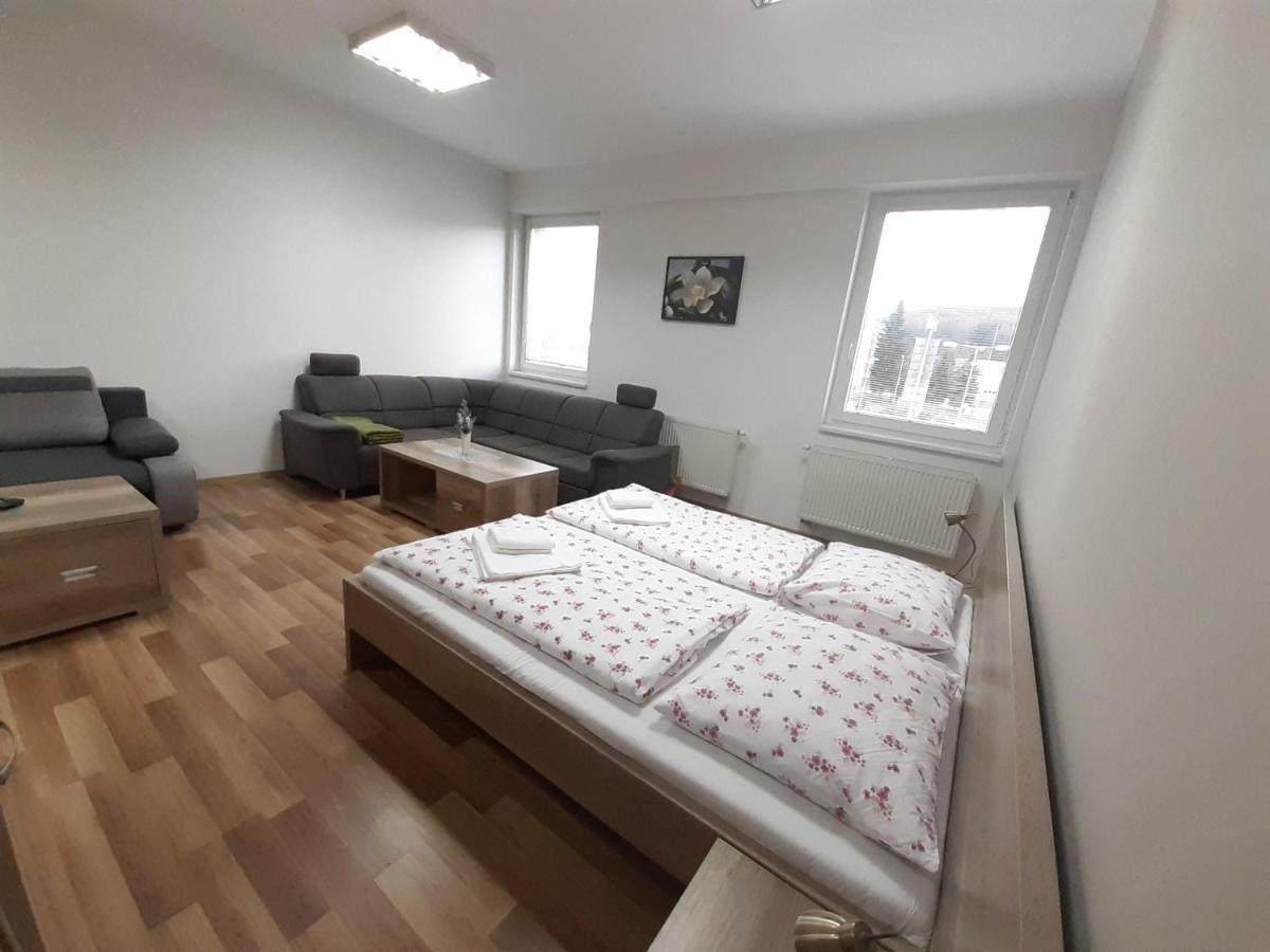 Apartments Modom Liptovský Mikuláš Eksteriør billede